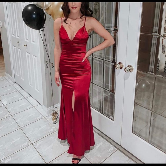 Plunging V-Neck Satin Mermaid Dress - Picture 1 of 8